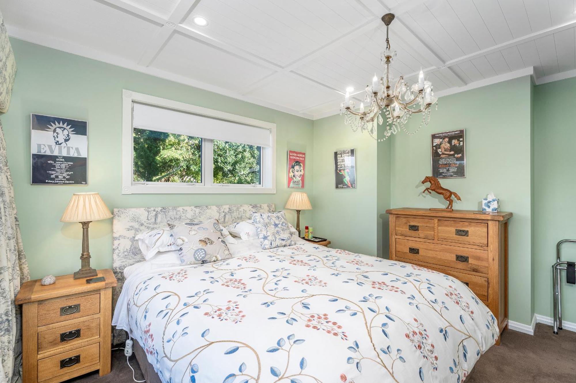 Bayview Valley Lodge Bed & Breakfast Whitianga Exterior photo